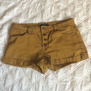 Woman’s shorts